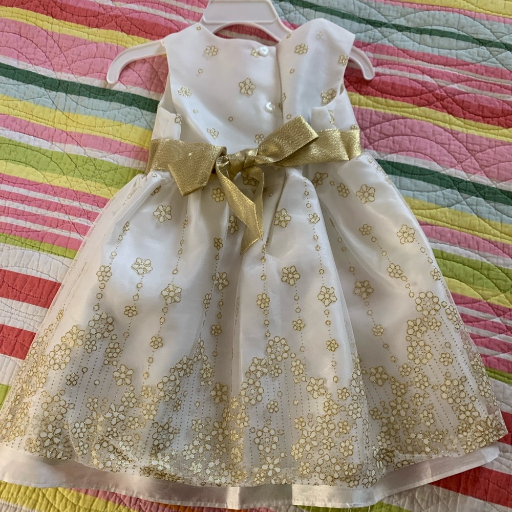 Beautiful new dress with tags.